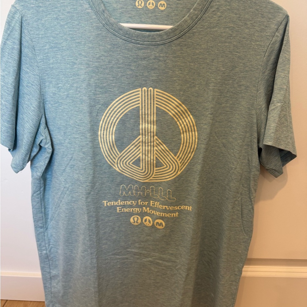 lululemon × Madhappy Men’s The Fundamental T-Shirt
Colour HEATHERED CIRRUS BLUE